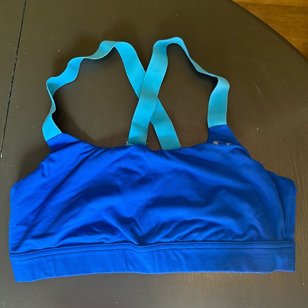 Under Armor Blue Sports Bra size L